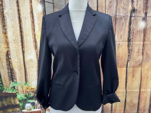 Blazer Jones 36 in Schwarz