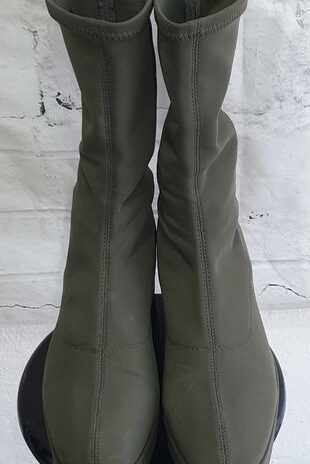 Booties “ Vagabond “ Größe 39 in Olivgrün/Goretex