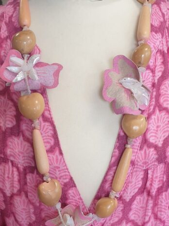 Kette “ Bijou Brigitte “ in Rosa/Beige