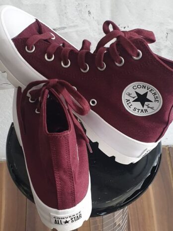 Chucks “ Converse “ Größe 38 in Bordeaux/Weiß NEU!