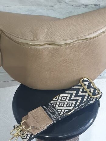 Tasche “ Made in Italy “ in Mocca breiter Trageriemen/Leder NEU! Maße Breite ca 30cm Höhe ca 17cm