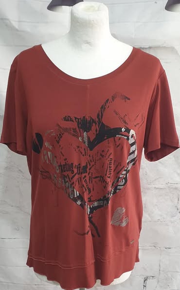 Shirt " Jones " Größe 38 in Terracotta/Schwarz Print 95% Viscose