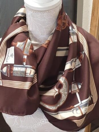 Tuch “ Van Laak “ in Braun/Beige gemustert Seide handgerollt