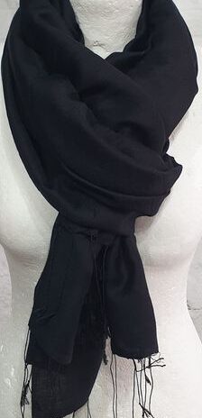 Pashmina “ Made in Italy “ in Schwarz 40% Seide 60% Viscose