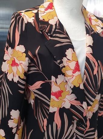 Blazer “ Made in Italy “ Größe 36 in Schwarz/Floral gemustert 62% Baumwolle