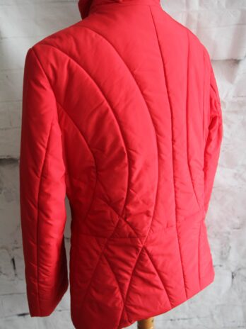 Steppjacke “ Taifun “ Größe 40 in Rot