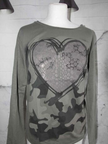 Shirt „Aust“ M in Khaki|Camouflage mit Print