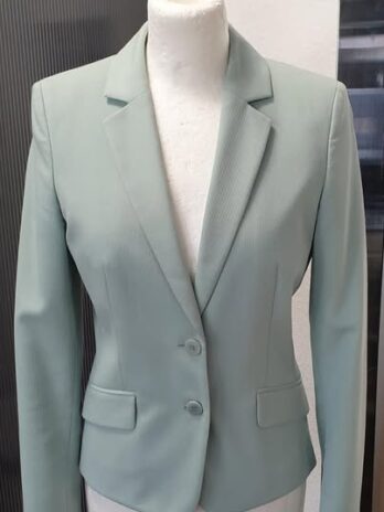Blazer “ Hugo Boss “ Größe 34/36 in Salbeigrün NEU! 62% Viscose
