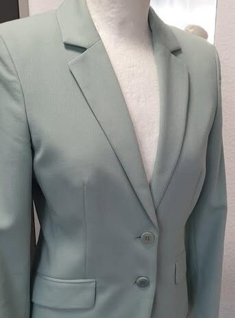 Blazer “ Hugo Boss “ Größe 34/36 in Salbeigrün NEU! 62% Viscose