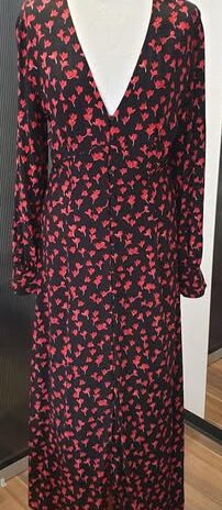 Kleid “ Hugo Boss “ Größe 34/36 in Schwarz/Rot floral NEU!