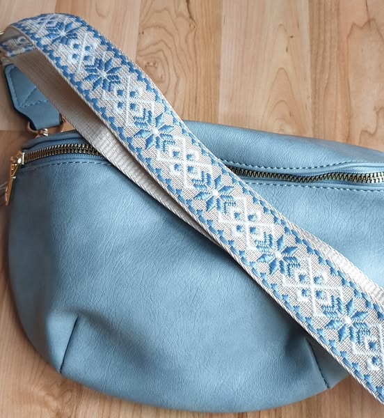 Tasche " Roulens " in Hellblau/Kunstleder NEU! Maße Breite ca 27cm Höhe ca 19cm – Bild 2