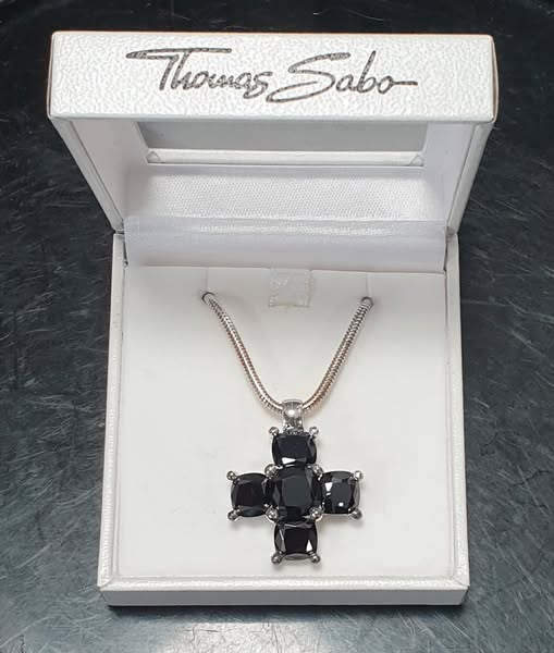 Kette mit Kreuzanhänger " Thomas Sabo " in Silber punziert NEU!