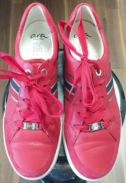 Sneakers " Ara High Soft " Größe 39 in Rot/Leder