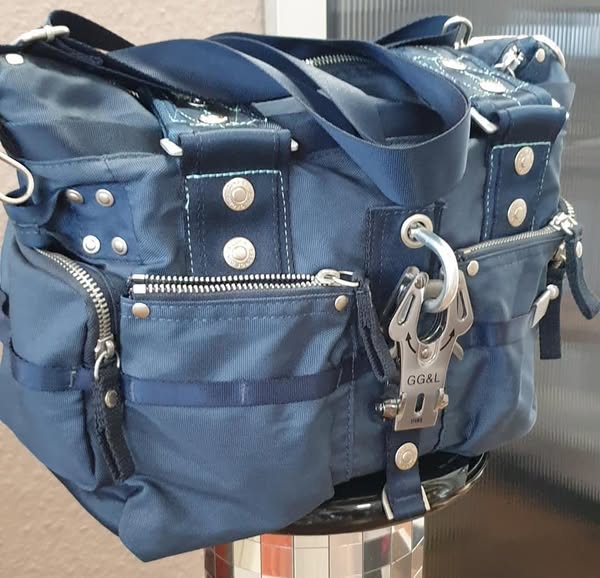 Tasche " George Gina & Lucy " in Dunkelblau/Textil Maße Breite ca 36cm Höhe ca 32cm – Bild 2