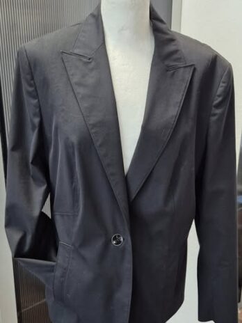 Blazer “ Jones “ Größe 42 in Schwarz