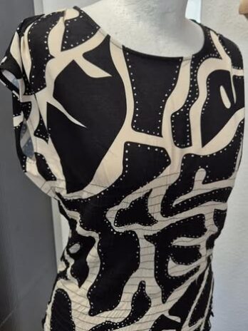 Shirt “ Comma “ Größe 36 in Schwarz/Beige gemustert Viscose