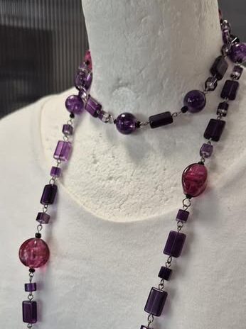Kette “ Bijou Brigitte “ in Lila/Pink