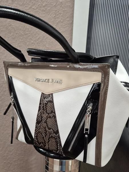 Tasche " Versace Jeans " in Weiß/Schwarz/Beige/Animalprint NEU! Breite ca 46cm Höhe ca 29cm – Bild 3