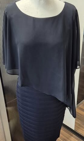 Kleid “ Christian Berg “ Größe 36 in Dunkelblau