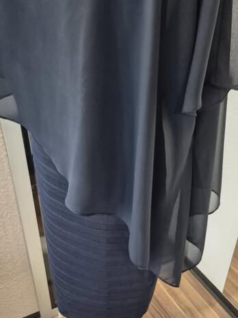 Kleid “ Christian Berg “ Größe 36 in Dunkelblau