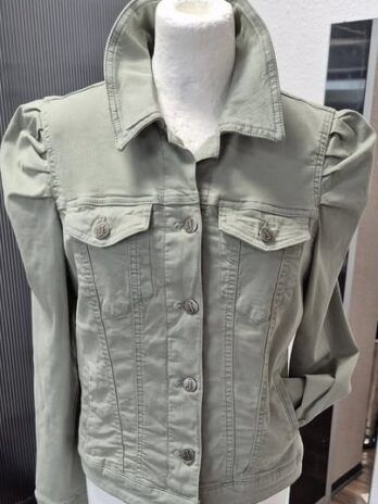 Jeansjacke “ Jones “ Größe 40 in Salbeigrün 58% Baumwolle 40% Lyocell
