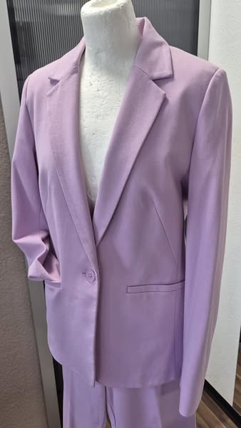 Hosenanzug " Esprit " Größe 38 in Flieder 72% Viscose – Bild 2