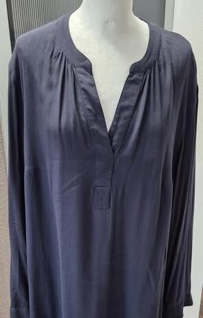 Bluse “ Esprit “ Größe 44 in Dunkelblau