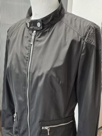 Jacke “ Geox “ Größe 36/38 in Schwarz wasserabweisend