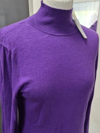 Rolli “ Esprit “ Größe M in Lila NEU! 42% Viscose
