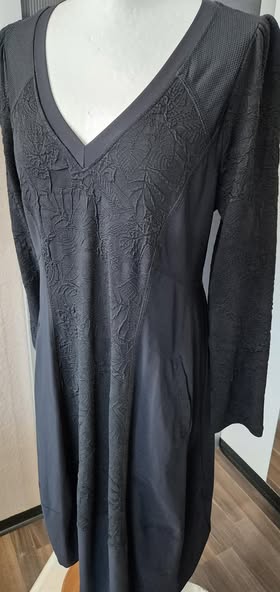 Kleid " Mc Planet " Größe 36/38 in Schwarz NEU! – Bild 2