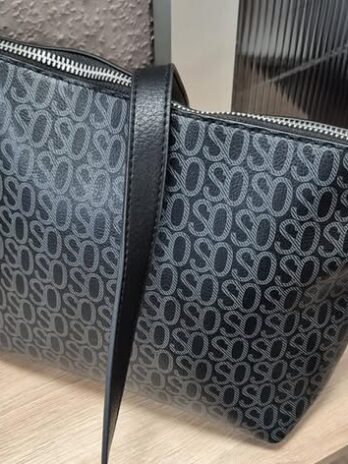 Tasche “ S. Oliver “ in Schwarz/Grau gemustert Breite ca 26cm Höhe ca 21cm