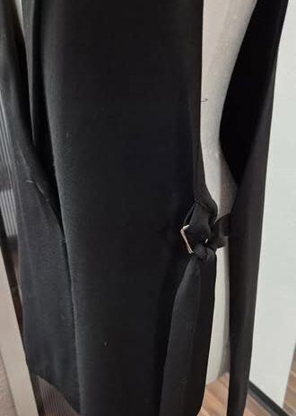 Gilet “ Zara “ Größe L in Schwarz