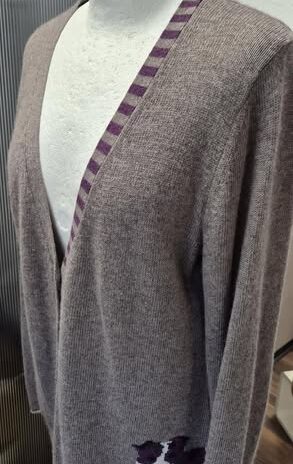 Strickweste “ Jette Joop “ Größe 40 in Taupe/Lila 33% Viscose 22% Wolle 18% Baumwolle 4% Cashmere