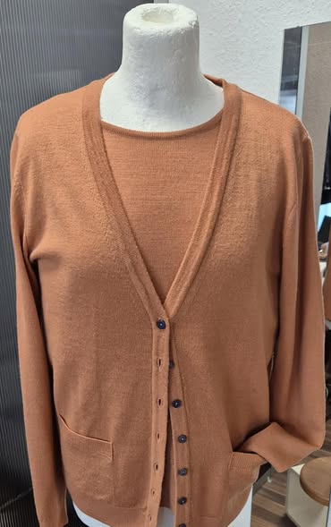 Twin-Set " Peter Hahn " Größe 40 in Terracotta 100% Schurwolle