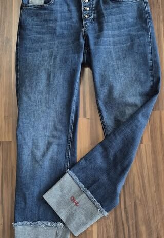 Jeans “ OUI “ Größe 38 in Blau 98% Baumwolle