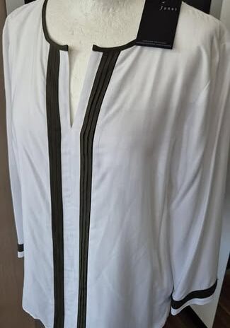 Bluse “ Jones “ Größe 40 in Weiß/Olivgrün NEU! 71% Viscose