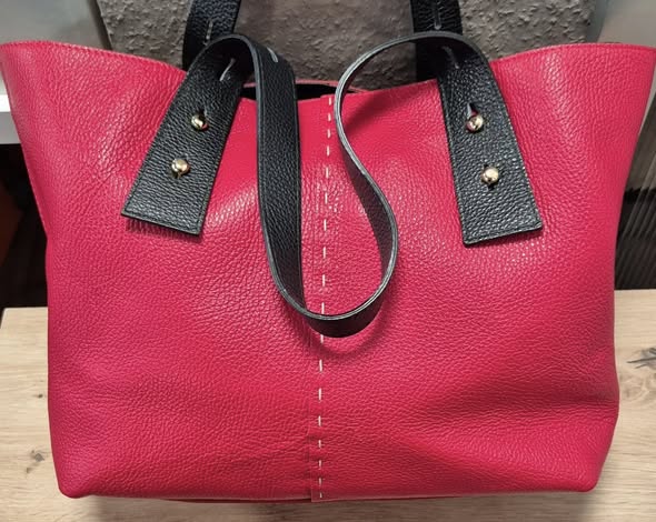 Tasche " Made in Italy " in Rot/Schwarz Kunstleder Breite ca 33cm Höhe ca 29cm