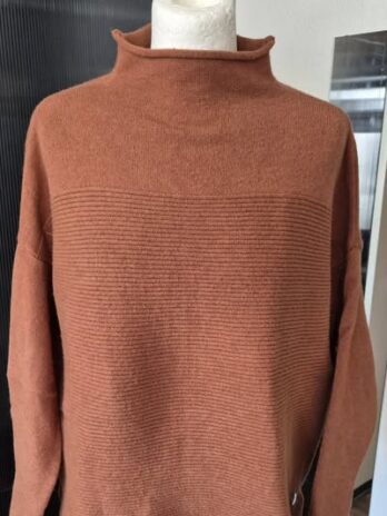Pulli “ Please “ Größe 38 in Terracotta 50% Viscose