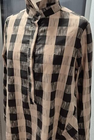 Bluse “ Made in Italy “ Größe 38/40 in Schwarz/Camel gemustert 100% Baumwolle