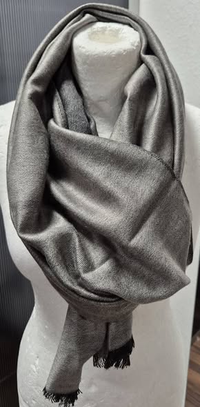 Pashmina " Made in Italy " Größe OS in Anthrazitgrau 100% Viscose