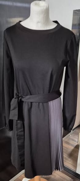 Kleid " Max Mara Weekend " Größe 36 in Schwarz/Silbergrau