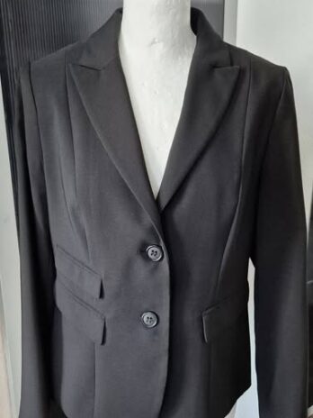 Blazer “ Betty Barclay “ Größe 38 in Schwarz