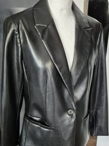 Blazer “ Comma “ Größe 38 in Schwarz/Kunstleder