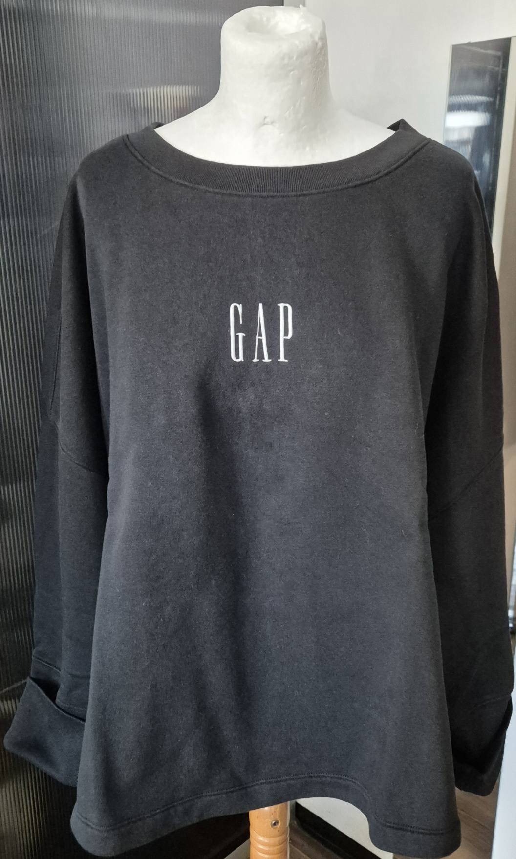 Sweater " GAP " Größe 44/46 in Schwarz 77% Baumwolle