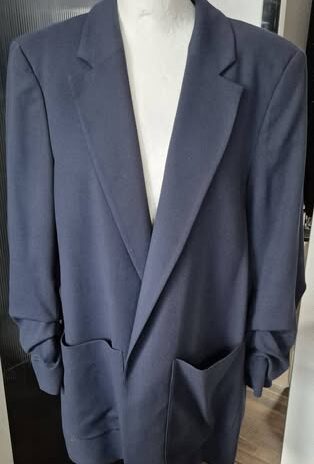 Blazer “ Esprit “ Größe 42 in Dunkelblau verschlusslos