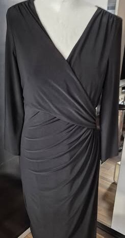 Kleid “ Ralph Lauren “ Größe 38 in Schwarz seitlich gerafft