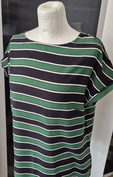 Shirt " Alba Moda " Größe 38 in Grün/Schwarz/Weiß gestreift 100% Viscose – Bild 2