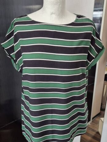 Shirt “ Alba Moda “ Größe 38 in Grün/Schwarz/Weiß gestreift 100% Viscose