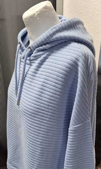 Hoodie " S. Oliver " Größe 38 in Hellblau 38% Baumwolle – Bild 2