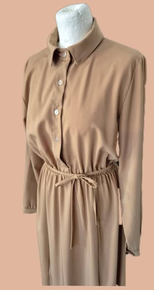 Hemdblusenkleid " New Collection " Größe 38 in Camel – Bild 2